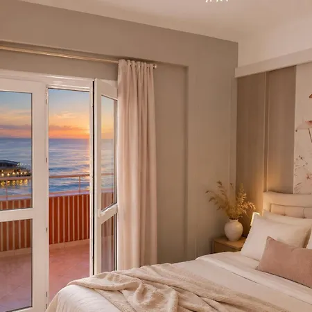 Big Center Beachfront Lejlighed *