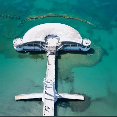 Big Center Beachfront *