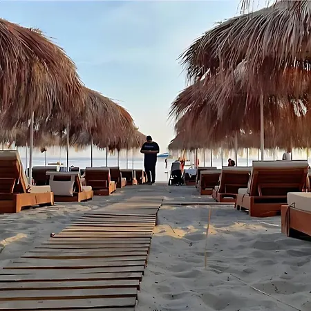 Big Center Beachfront Apartamento